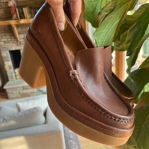 Zodiac Women Shoes 8  Dorit Crepe Leather Platform Heeled Loafers Cognac Brown